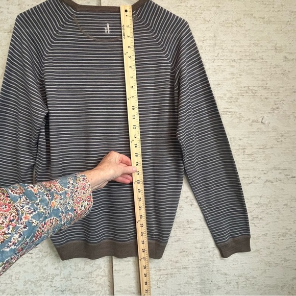 Johnnie-O Mens Virgil Prep Merino Wool Striped Sweater Sz Medium Gray Tan White - Picture 13 of 16